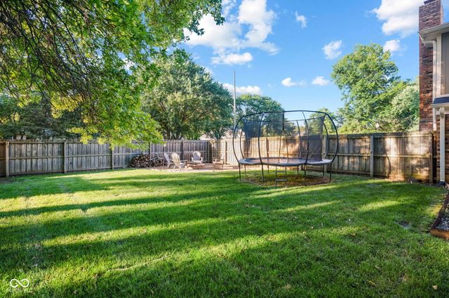 580 Hawthorne Drive, Carmel, IN 46033