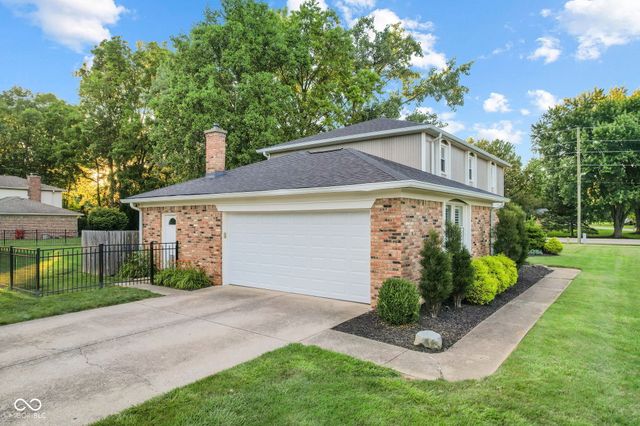 580 Hawthorne Drive, Carmel, IN 46033