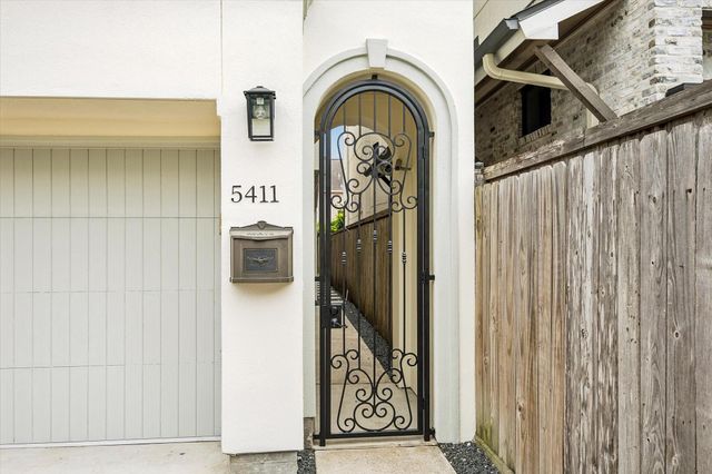 5411 Gibson Street, Houston, TX 77007