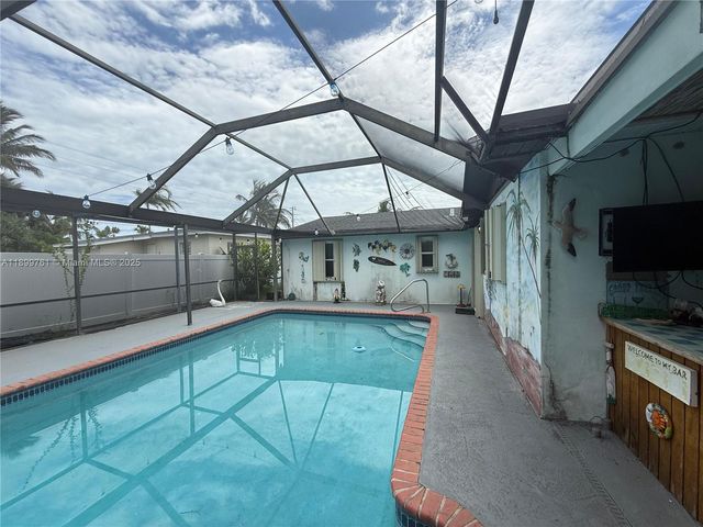 1708 S Saint Lucie Ct, Fort Pierce, FL 34949