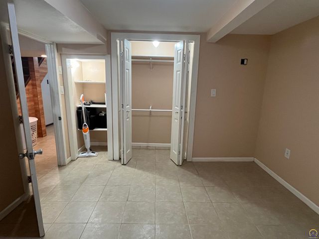 645 Lincoln ST, Emporia, KS 66801