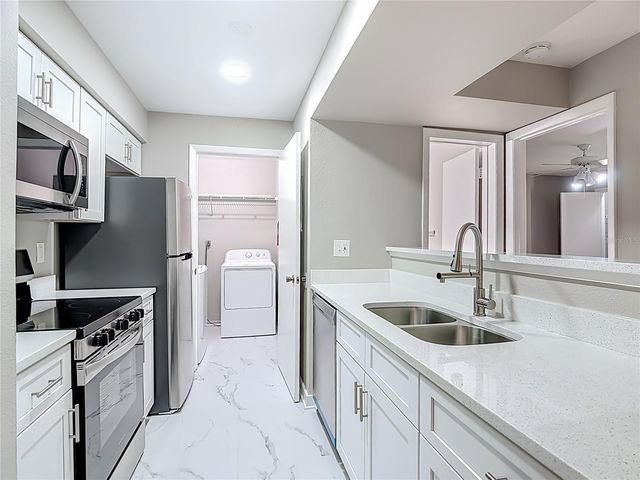 3028 PARKWAY BOULEVARD 208, Kissimmee, FL 34747