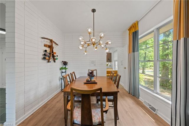 2220 Lakeview Terrace, Burlington, NC 27215