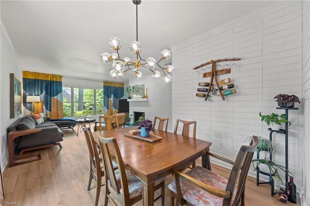 2220 Lakeview Terrace, Burlington, NC 27215