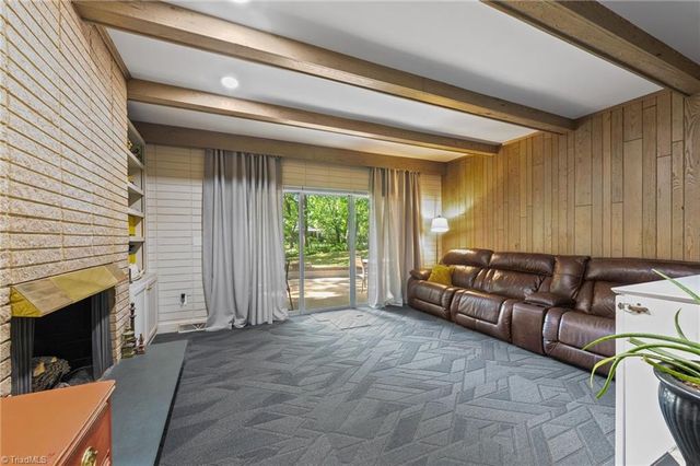 2220 Lakeview Terrace, Burlington, NC 27215