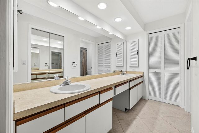 2620 ENTERPRISE ROAD E E14, Clearwater, FL 33759