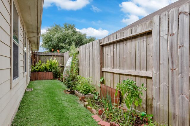 2639 Cypress Island Drive, Houston, TX 77073