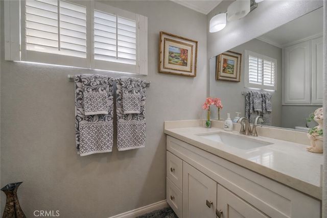 30212 Clear Water Drive, Canyon Lake, CA 92587