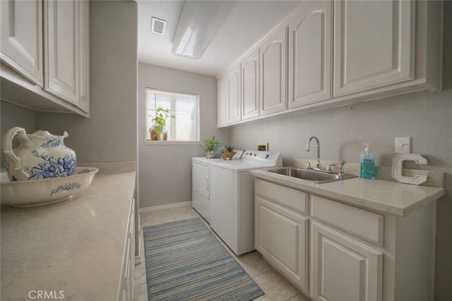 30212 Clear Water Drive, Canyon Lake, CA 92587