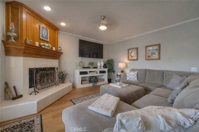 30212 Clear Water Drive, Canyon Lake, CA 92587