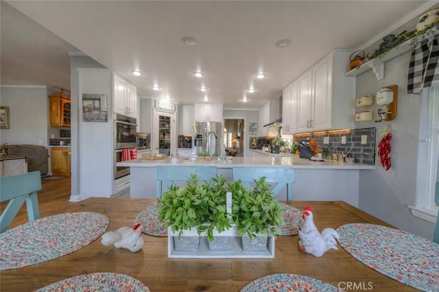 30212 Clear Water Drive, Canyon Lake, CA 92587