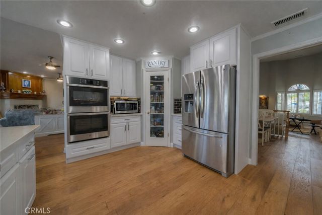 30212 Clear Water Drive, Canyon Lake, CA 92587