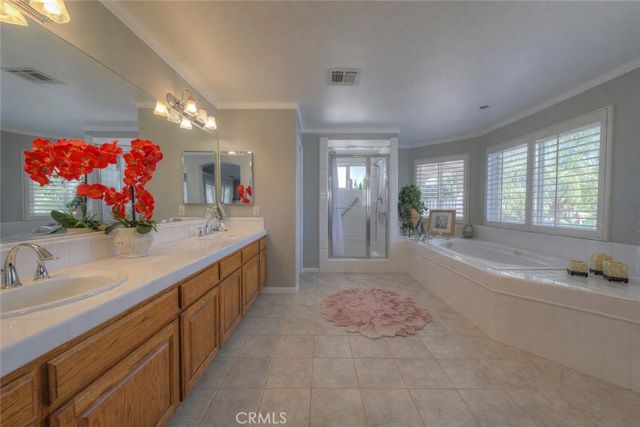 30212 Clear Water Drive, Canyon Lake, CA 92587