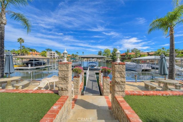 30212 Clear Water Drive, Canyon Lake, CA 92587