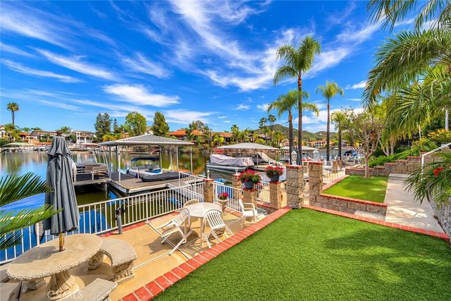 30212 Clear Water Drive, Canyon Lake, CA 92587