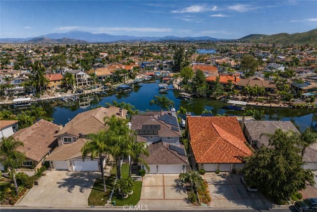 30212 Clear Water Drive, Canyon Lake, CA 92587