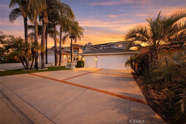 30212 Clear Water Drive, Canyon Lake, CA 92587