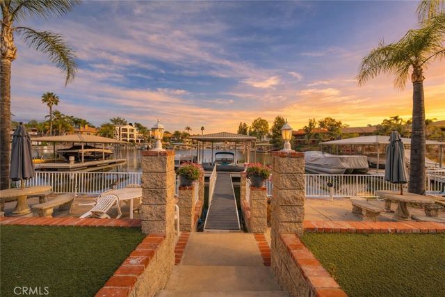 30212 Clear Water Drive, Canyon Lake, CA 92587