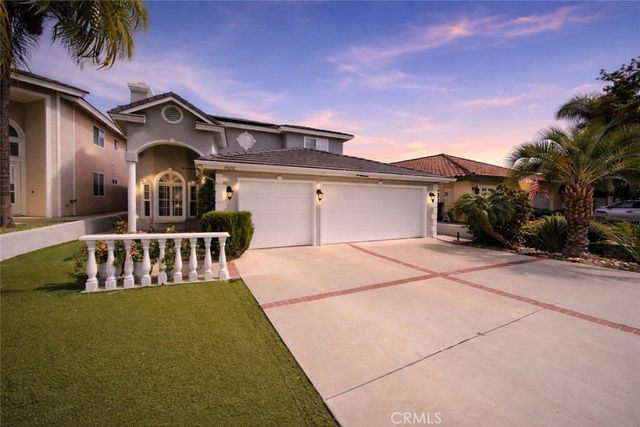 30212 Clear Water Drive, Canyon Lake, CA 92587