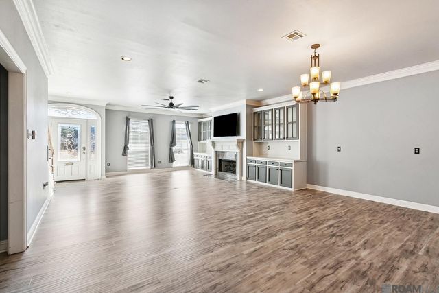 12053 Foxshire Ct, Baton Rouge, LA 70815