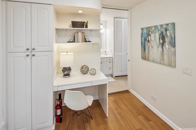 4970 Kilauea Avenue 609, Honolulu, HI 96816