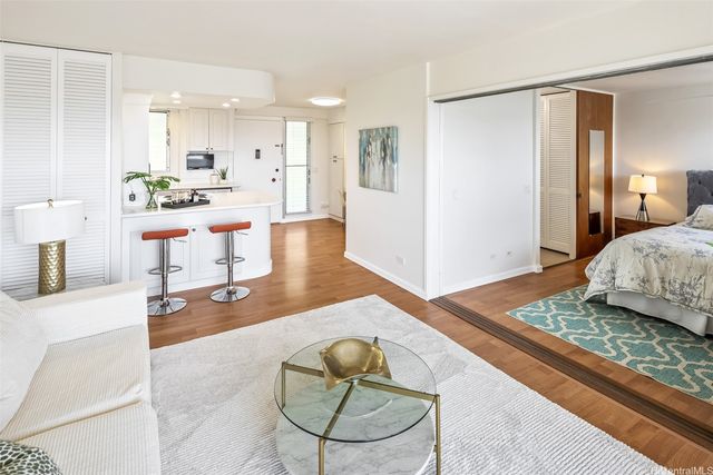 4970 Kilauea Avenue 609, Honolulu, HI 96816