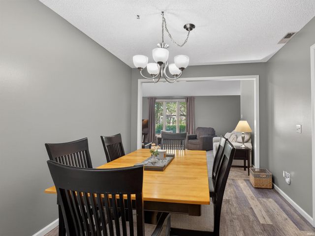 4427 W Shenandoah Cir, Fort Wayne, IN 46835