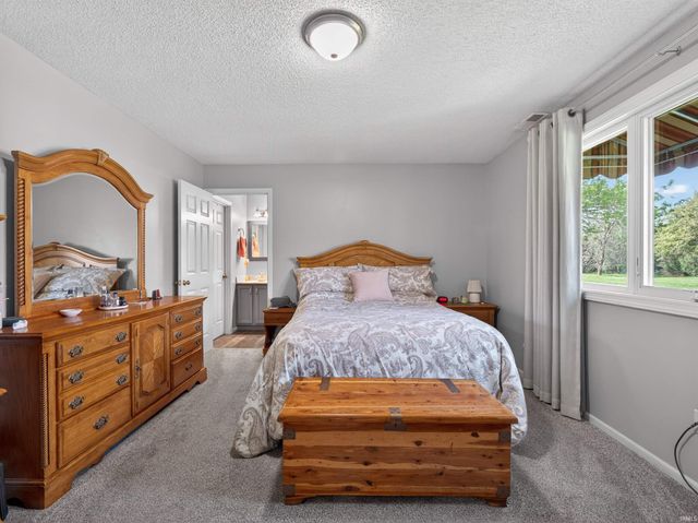 4427 W Shenandoah Cir, Fort Wayne, IN 46835