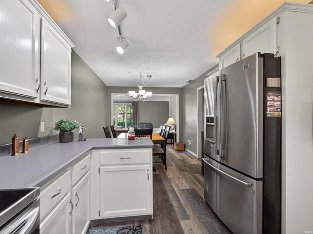 4427 W Shenandoah Cir, Fort Wayne, IN 46835