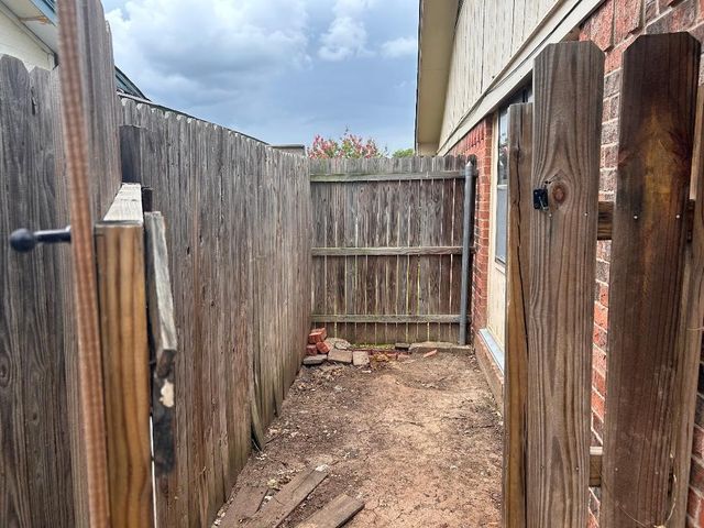 1707 15th Street, Mineral Wells, TX 76067