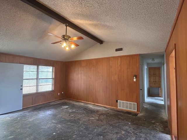 1707 15th Street, Mineral Wells, TX 76067