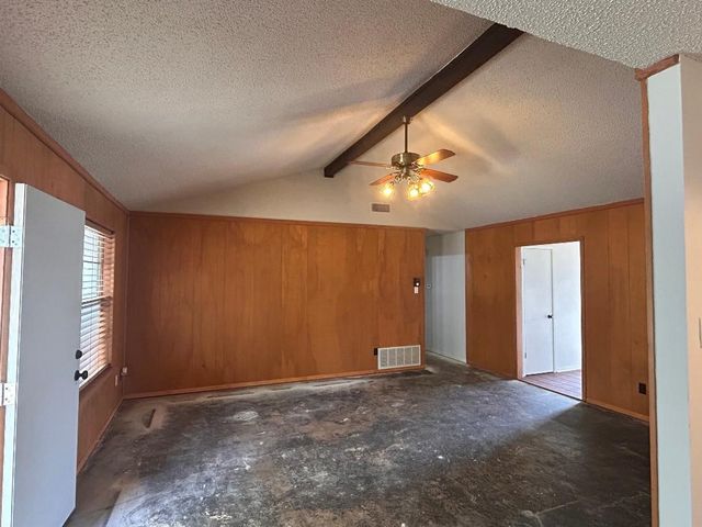 1707 15th Street, Mineral Wells, TX 76067