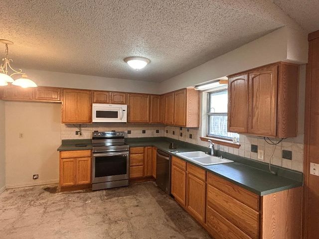 1707 15th Street, Mineral Wells, TX 76067