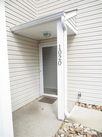 1020 Pebblewood DR, Virginia Beach, VA 23464