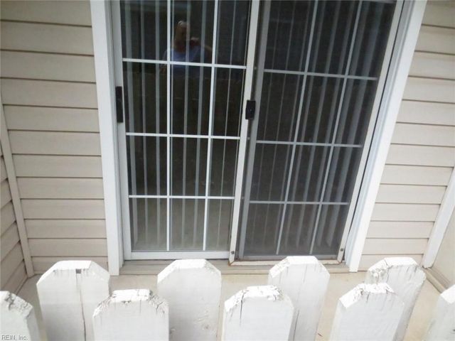 1020 Pebblewood DR, Virginia Beach, VA 23464