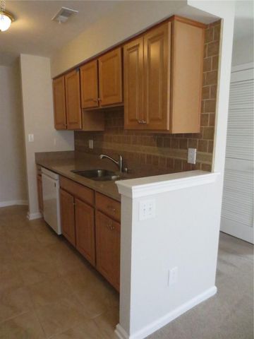 1020 Pebblewood DR, Virginia Beach, VA 23464