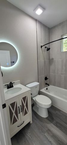 105 BLUE MOON AVENUE, Lake Placid, FL 33852