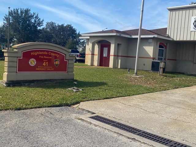 105 BLUE MOON AVENUE, Lake Placid, FL 33852