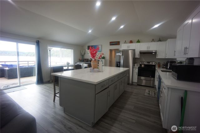 840 E Sunset Road, Shelton, WA 98584