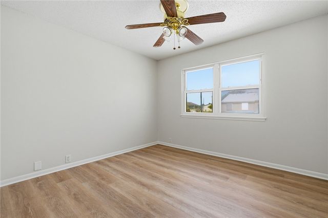 29 Townhouse Lane, Corpus Christi, TX 78412