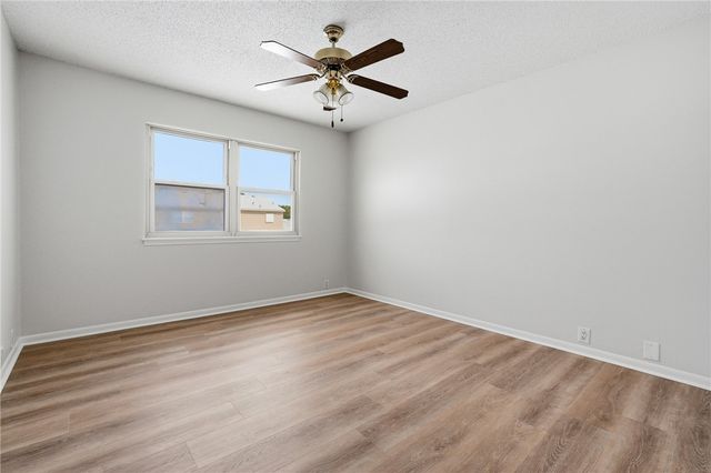 29 Townhouse Lane, Corpus Christi, TX 78412