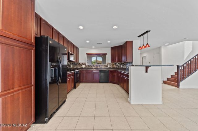 2779 W Greenstreak Drive, Tucson, AZ 85741