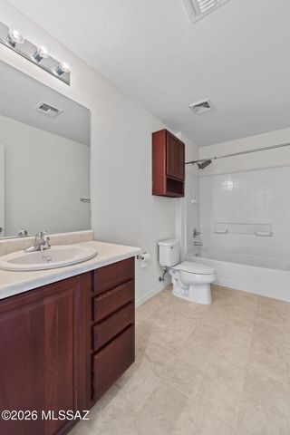 2779 W Greenstreak Drive, Tucson, AZ 85741