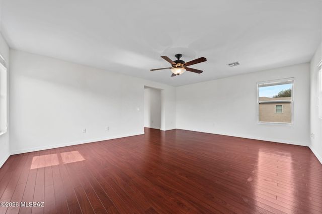 2779 W Greenstreak Drive, Tucson, AZ 85741