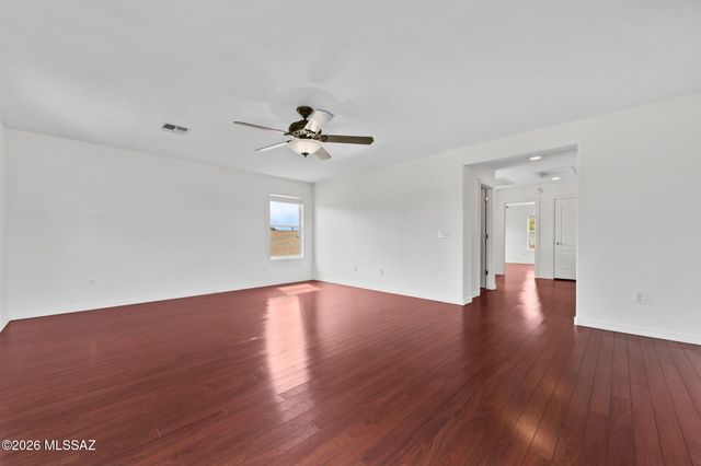2779 W Greenstreak Drive, Tucson, AZ 85741