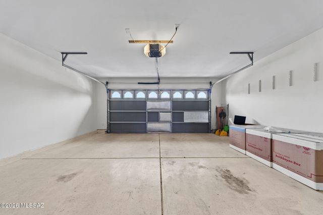2779 W Greenstreak Drive, Tucson, AZ 85741