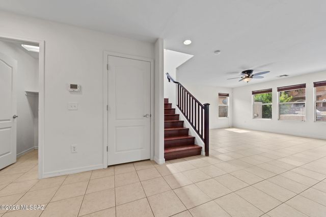 2779 W Greenstreak Drive, Tucson, AZ 85741