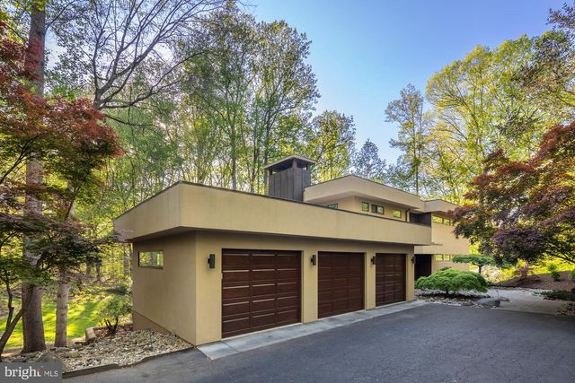11604 FAIRFAX STATION RD, Fairfax Station, VA 22039