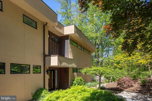 11604 FAIRFAX STATION RD, Fairfax Station, VA 22039