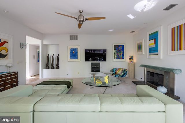 11604 FAIRFAX STATION RD, Fairfax Station, VA 22039